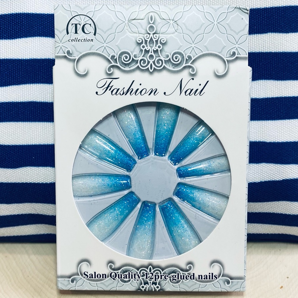 🔥5/$25🔥Fashion Ombré Glitter Nails - blue